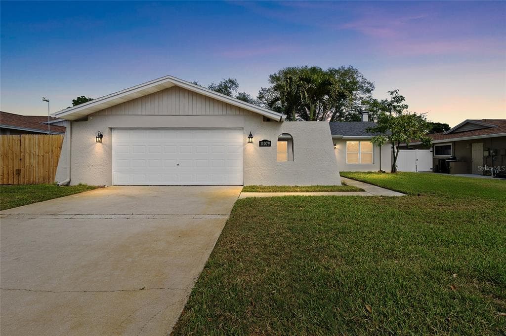 11079 BELLA LOMA DRIVE LARGO, FL 33774