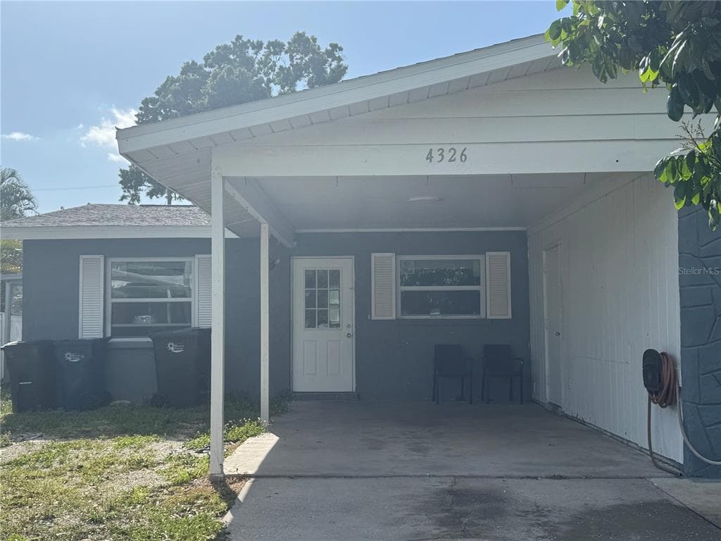4326 80TH STREET W BRADENTON, FL 34209