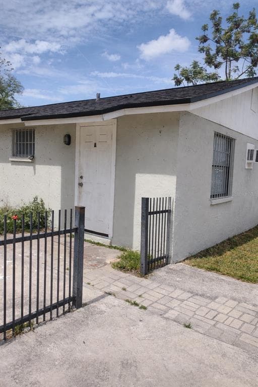 5204 N 45TH STREET UNIT A TAMPA, FL 33610