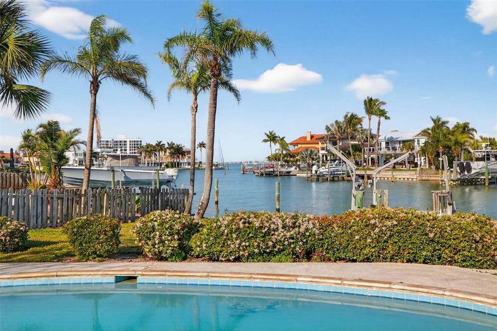 3103 WEDGEWOOD DRIVE BELLEAIR BEACH, FL 33786