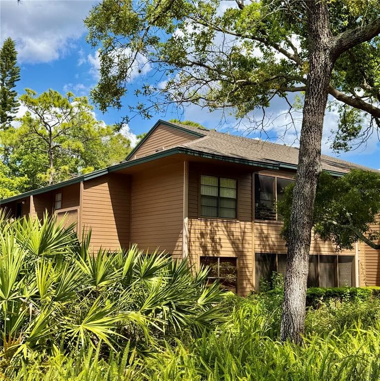 1001 LENNOX ROAD W PALM HARBOR, FL 34683