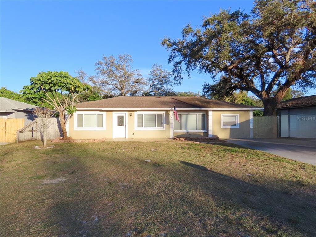 1461 S JEFFERSON AVENUE CLEARWATER, FL 33756