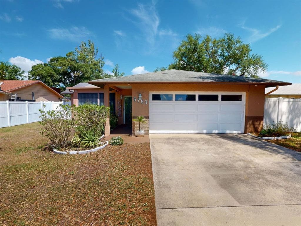 5763 55TH TERRACE N KENNETH CITY, FL 33709