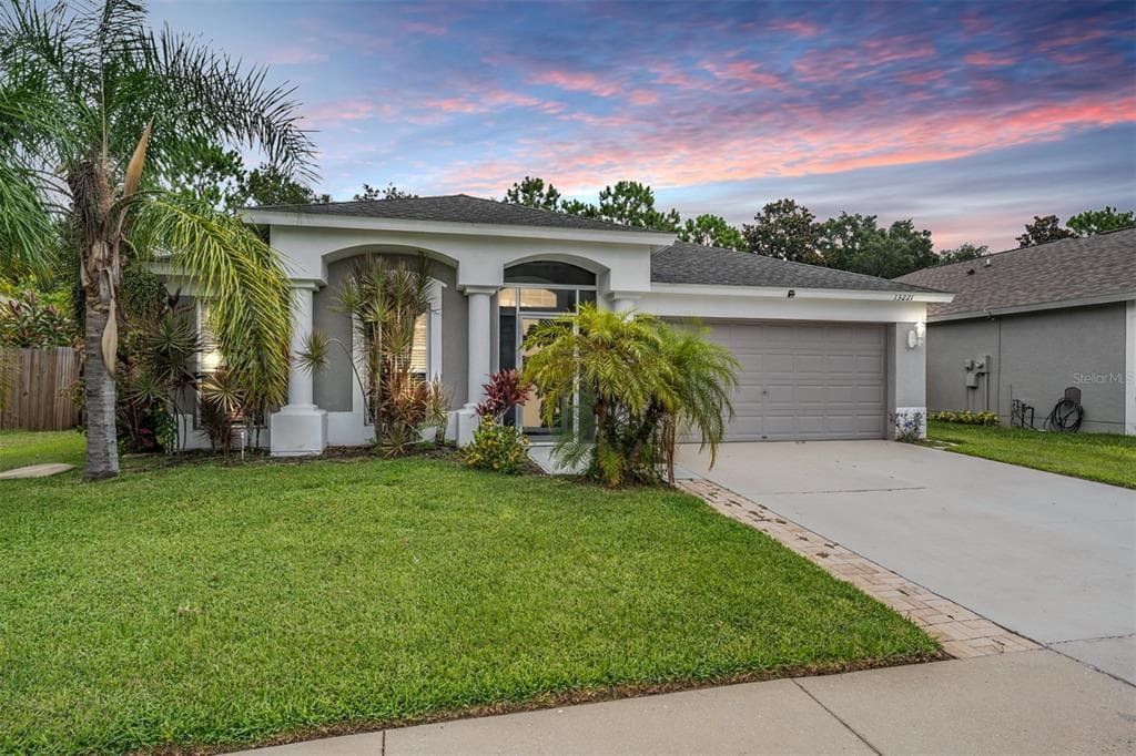 13221 EVENING SUNSET LANE RIVERVIEW, FL 33579