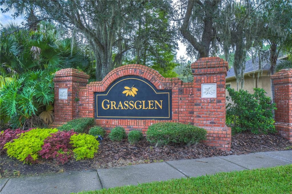 3341 GRASSGLEN PLACE WESLEY CHAPEL, FL 33544