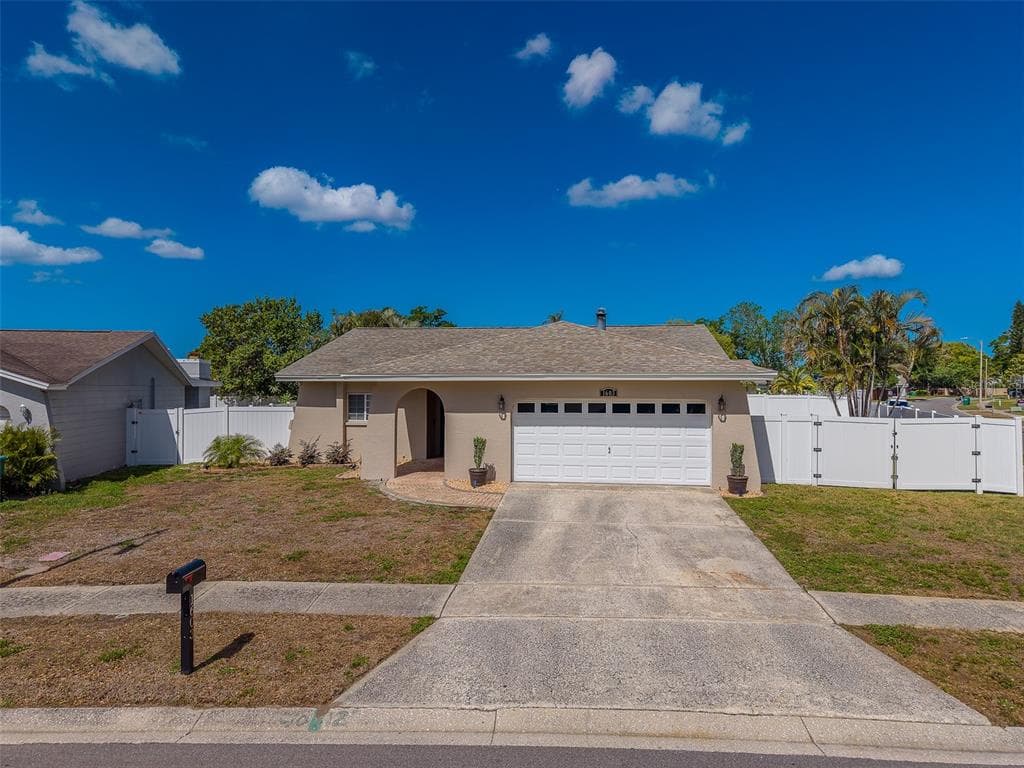 1603 W ORANGECREST AVENUE PALM HARBOR, FL 34683