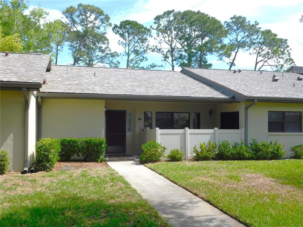 160 JOANNE PLACE OLDSMAR, FL 34677