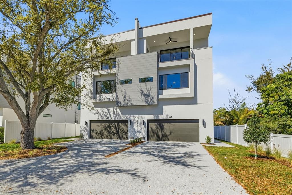 4509 W NORTH A STREET UNIT 2 TAMPA, FL 33609