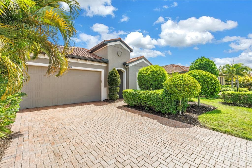 4541 BALTRY COURT BRADENTON, FL 34211