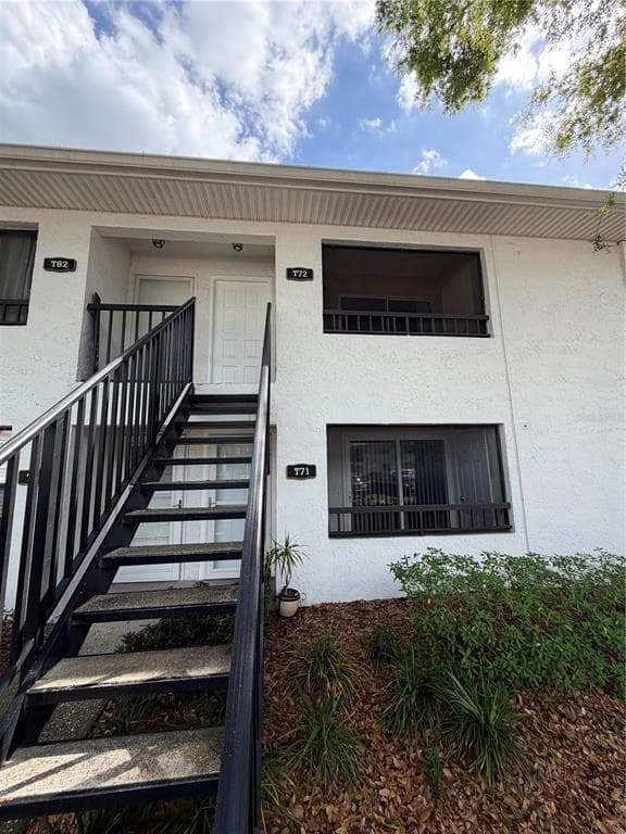 4508 S OAK DRIVE UNIT T72 TAMPA, FL 33611
