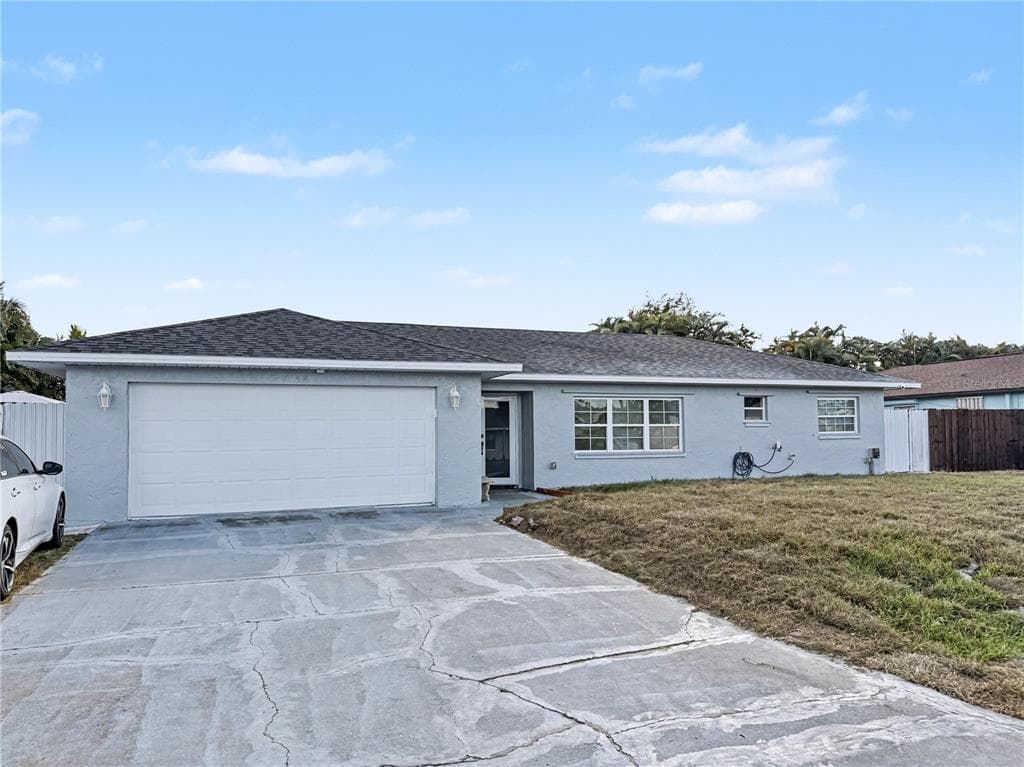7658 LAUREL VALLEY ROAD FORT MYERS, FL 33967