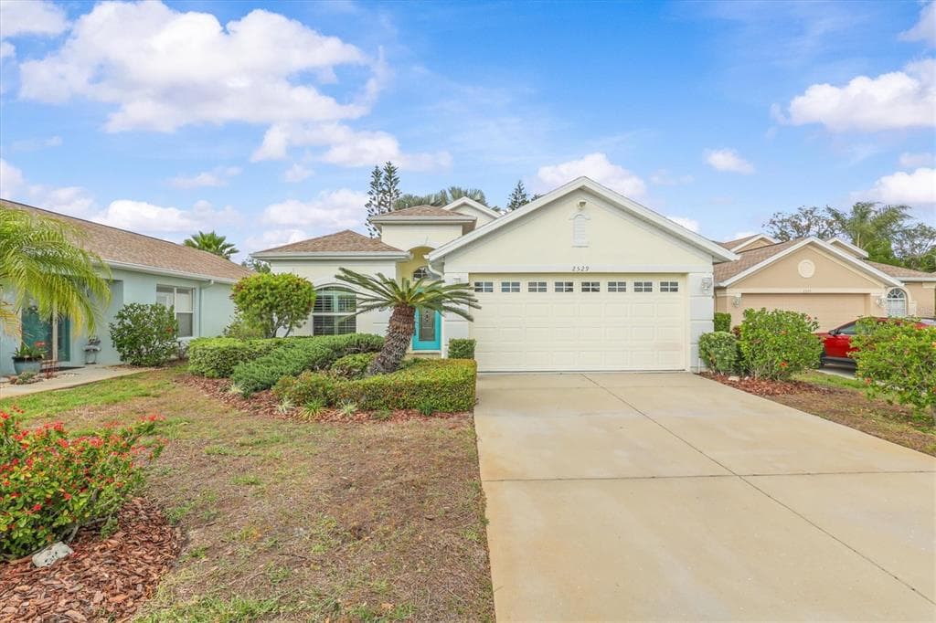 2529 SANDY HILL COURT HOLIDAY, FL 34691