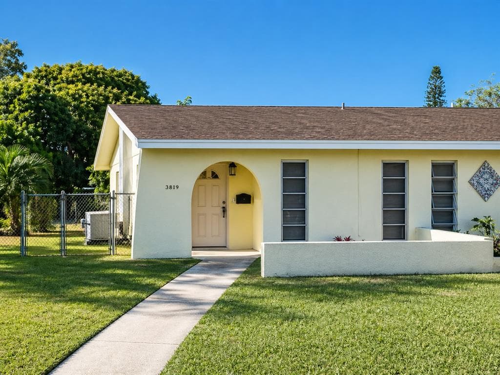 5219 17TH AVENUE S UNIT 5219 GULFPORT, FL 33707