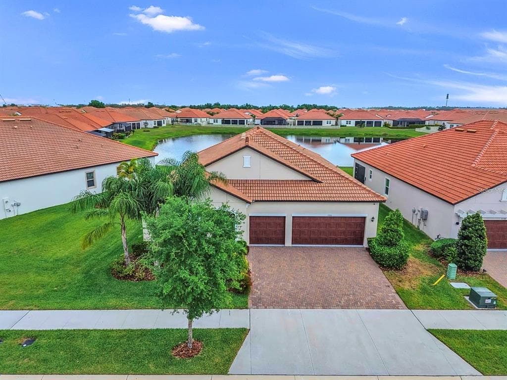 5336 WINDY GROVE DRIVE WIMAUMA, FL 33598