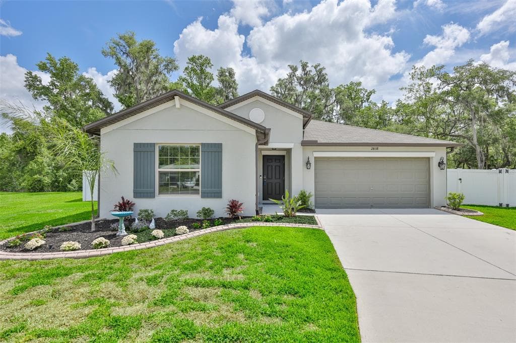 2838 LYTTON HALL DRIVE ZEPHYRHILLS, FL 33540