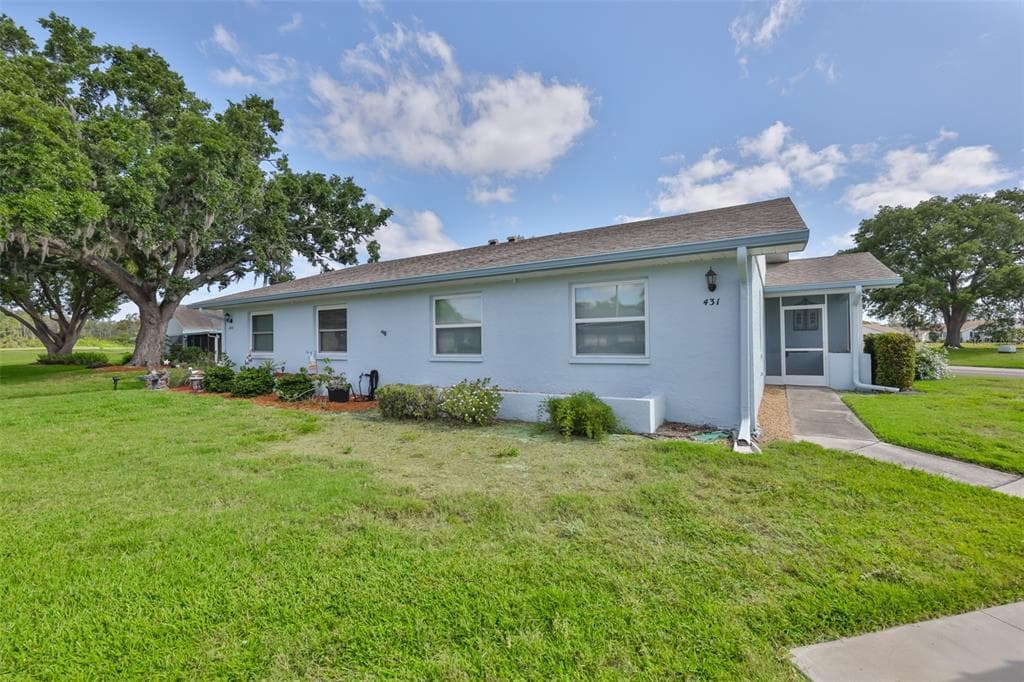 431 GLOUCESTER BOULEVARD UNIT 87 SUN CITY CENTER, FL 33573