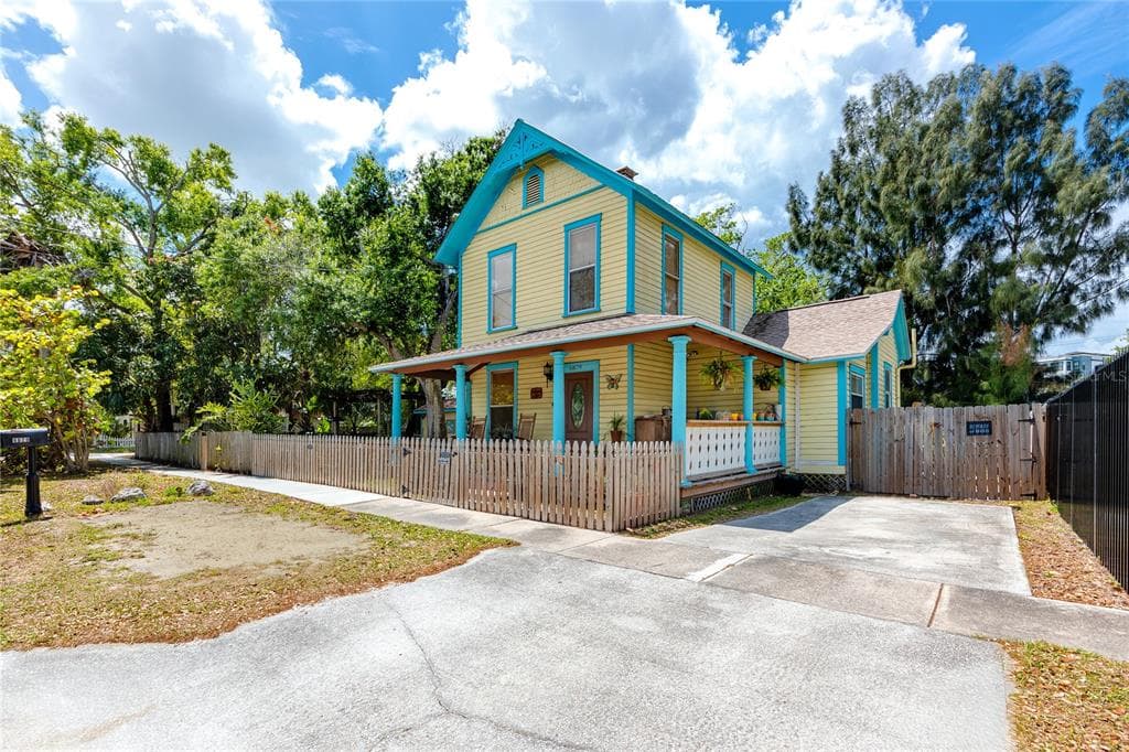 6829 S FITZGERALD STREET TAMPA, FL 33616