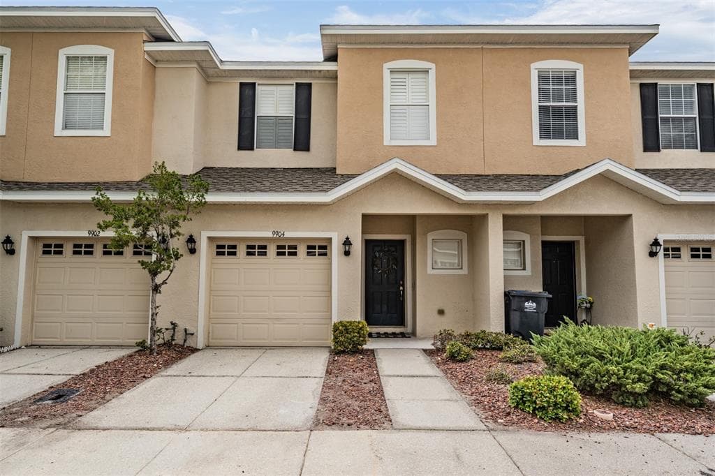 9904 PALERMO BREEZE WAY TAMPA, FL 33619