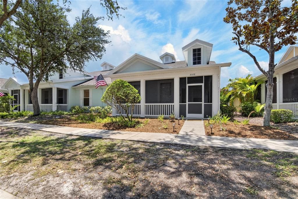5508 GOLDEN ISLES DRIVE APOLLO BEACH, FL 33572