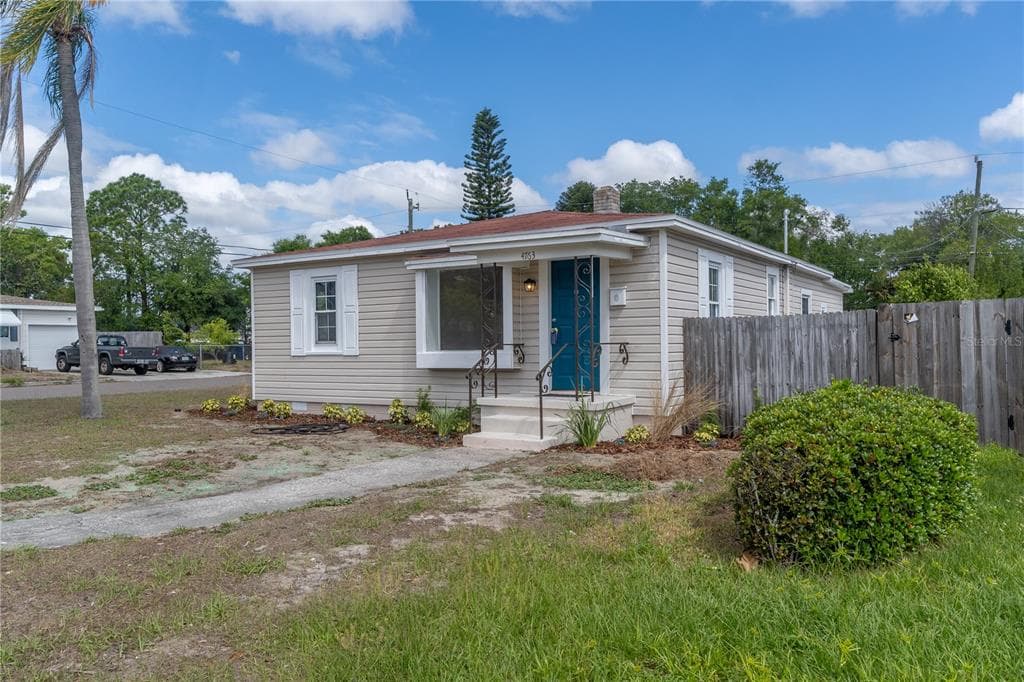 4763 21ST AVENUE N ST PETERSBURG, FL 33713