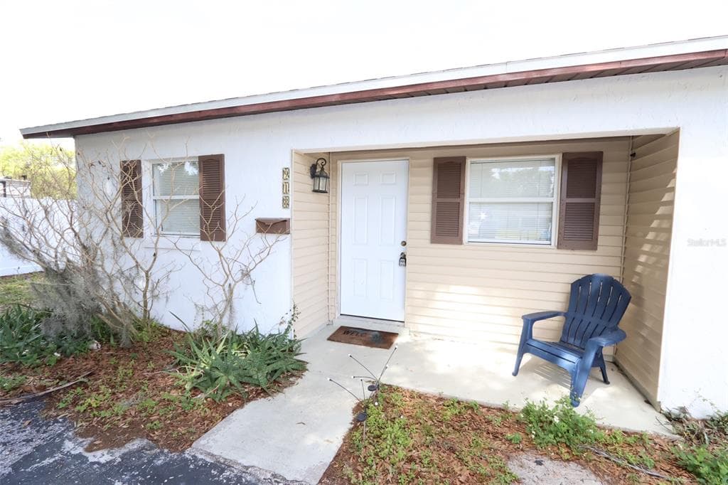 918 S SCENIC HIGHWAY