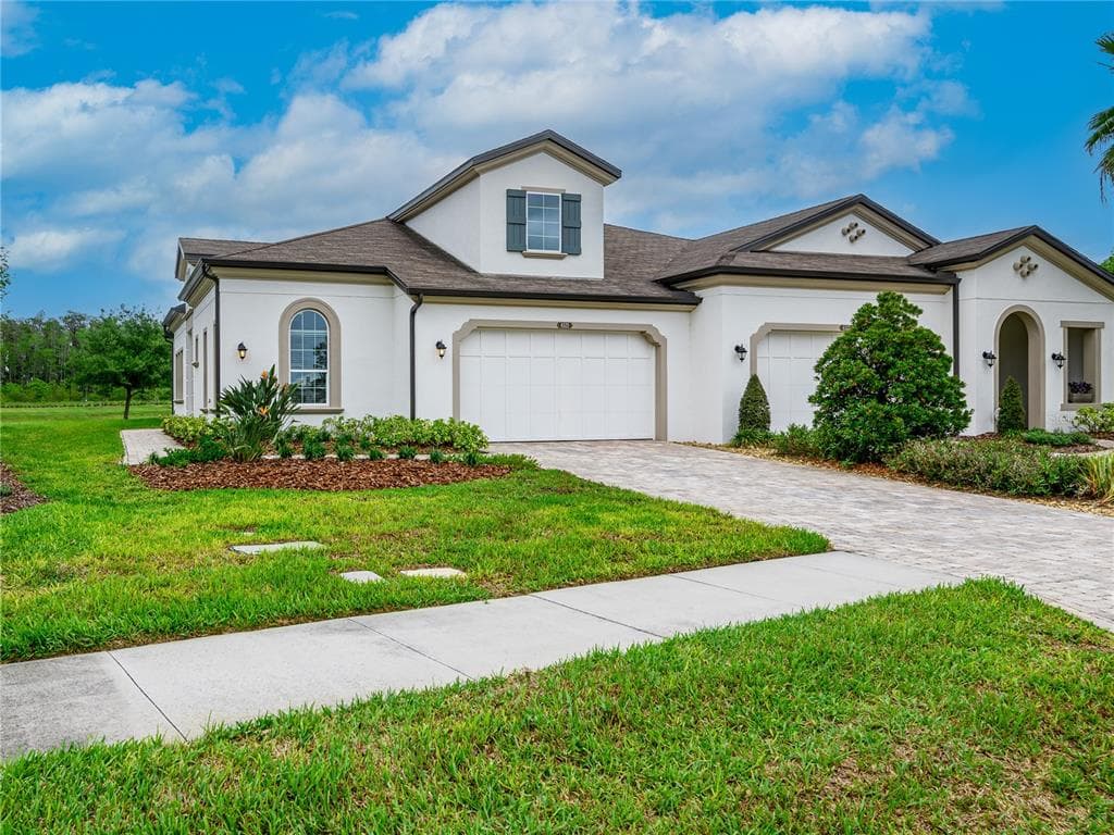 4521 BARLETTA COURT WESLEY CHAPEL, FL 33543