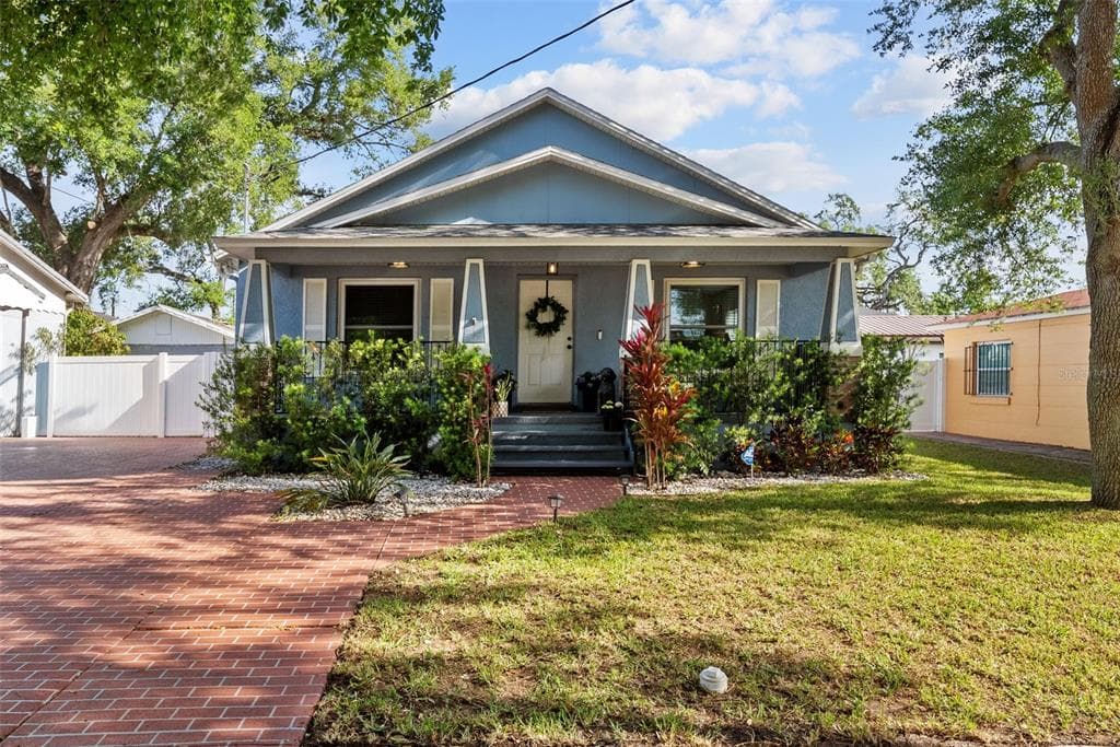 3323 W PINE STREET TAMPA, FL 33607