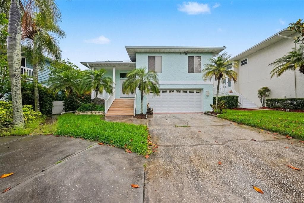 6225 BAYSIDE DRIVE