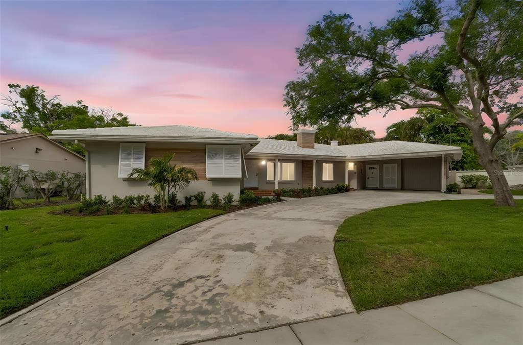 99 LADOGA AVENUE TAMPA, FL 33606