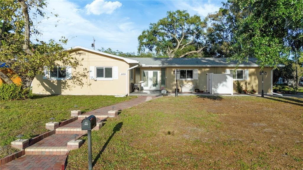 1109 S SAN REMO AVENUE CLEARWATER, FL 33756