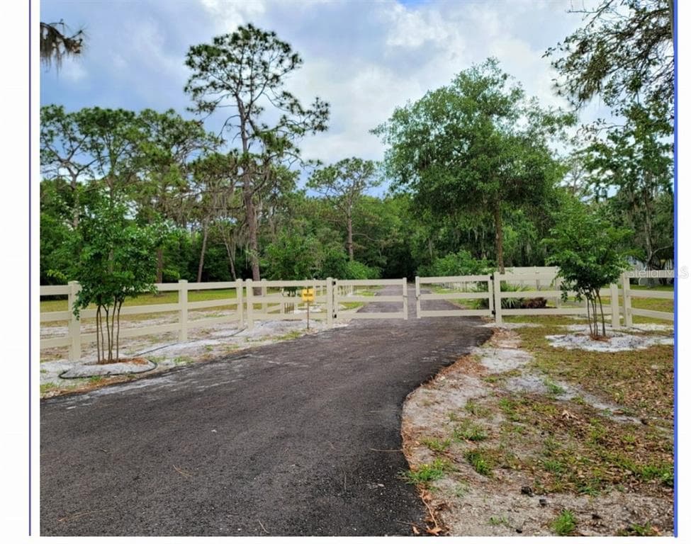 7610 W COUNTY LINE ROAD ODESSA, FL 33556