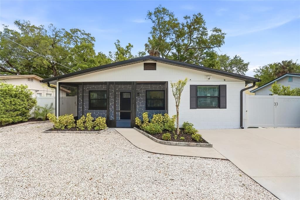 6828 S WALL STREET TAMPA, FL 33616