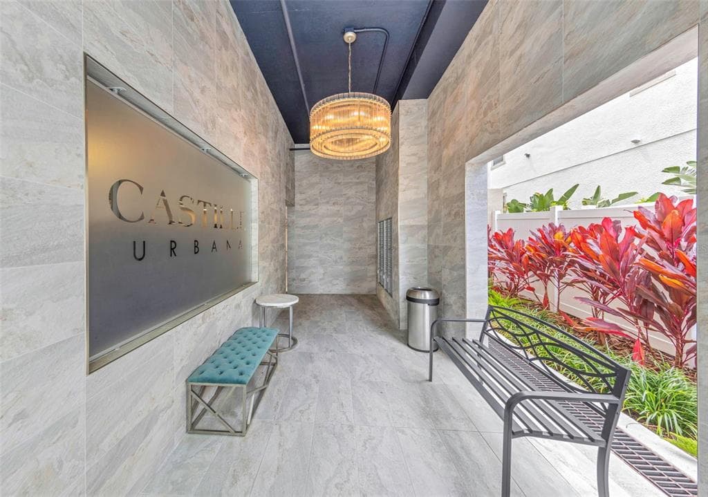 600 3RD AVENUE S UNIT 305