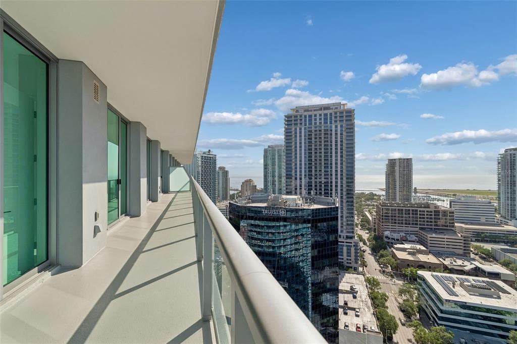 400 CENTRAL AVENUE UNIT 2505