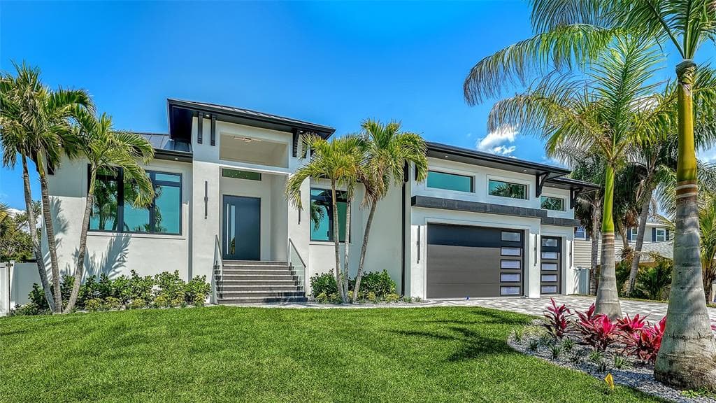 413 ISLAND CIRCLE SARASOTA, FL 34242