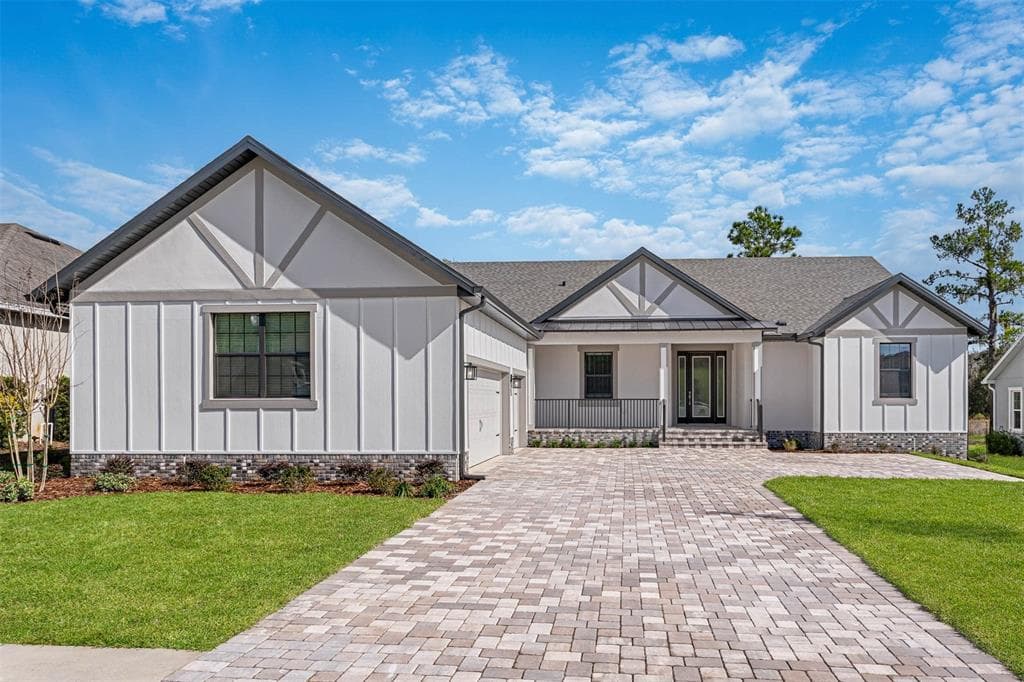 5601 SUMMIT VIEW DRIVE BROOKSVILLE, FL 34601