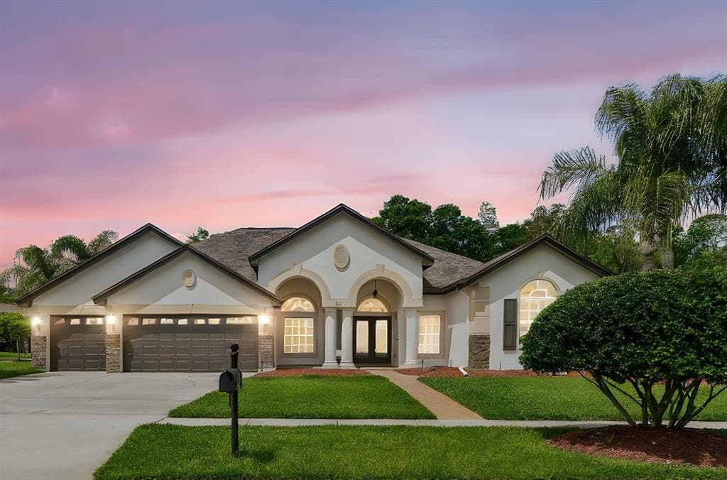2731 BLUE SPRINGS PLACE WESLEY CHAPEL, FL 33544