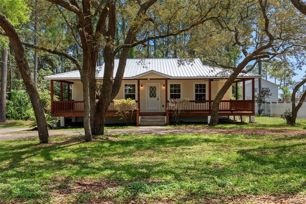 2150 MASSACHUSETTS LANARK VILLAGE, FL 32323