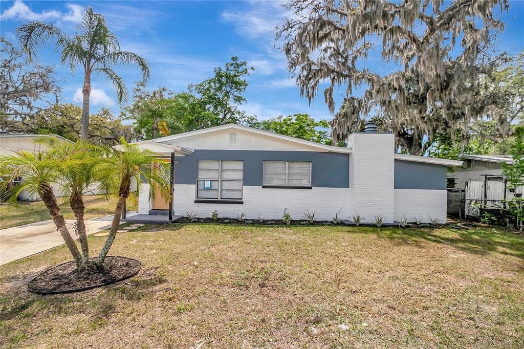 7015 FILBERT LANE TAMPA, FL 33637