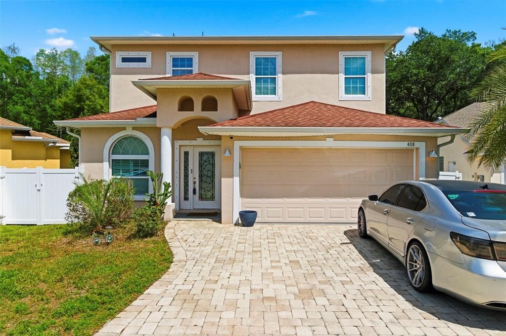 4118 WOODACRE LANE TAMPA, FL 33624