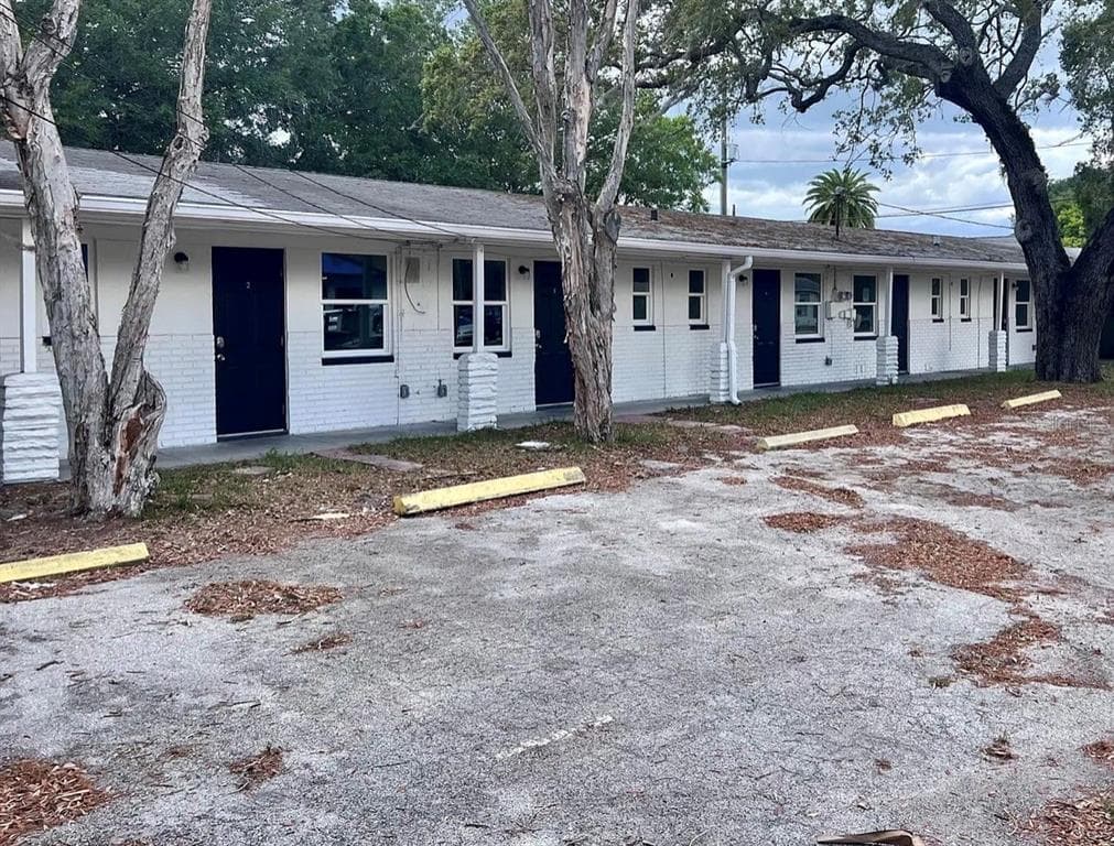 707 ROSERY ROAD NW UNIT 2 LARGO, FL 33770