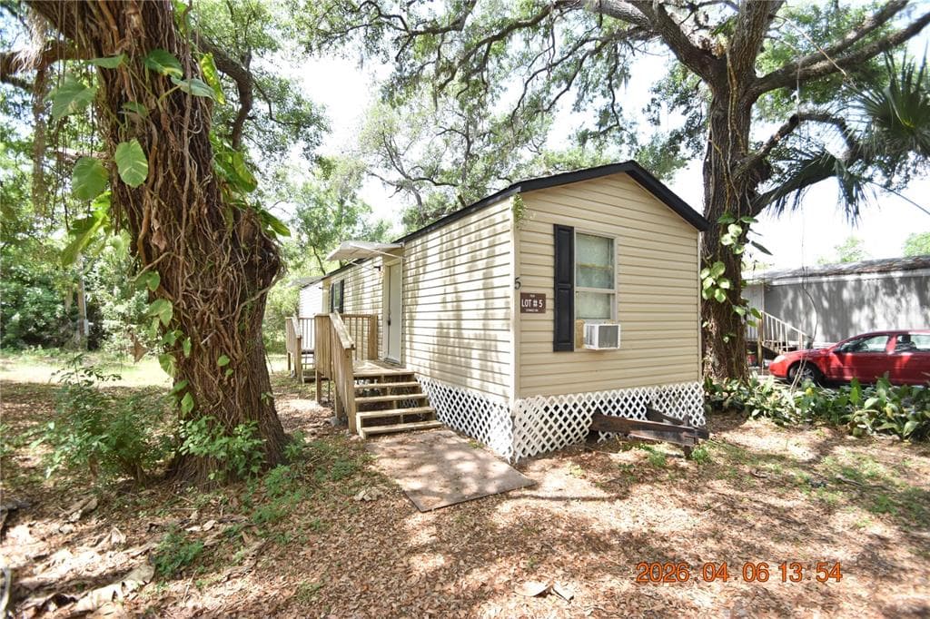7515 SYMMES ROAD Lot #5 GIBSONTON, FL 33534