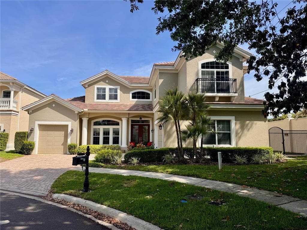 601 VIENTO DE AVILA TAMPA, FL 33613