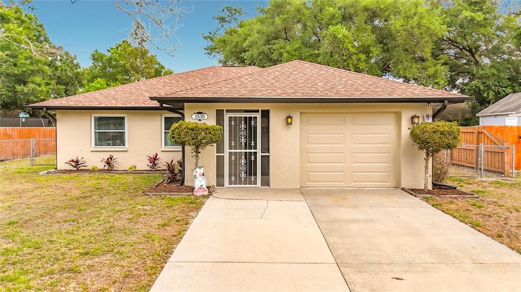 1530 DEER HOLLOW BOULEVARD SARASOTA, FL 34232