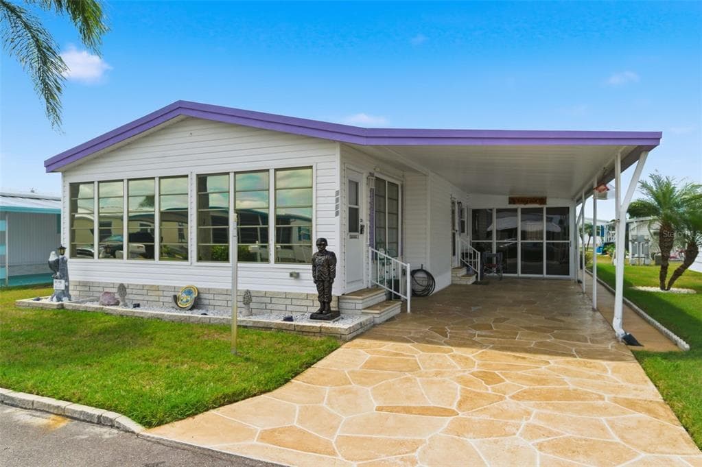2101 KONA DR HOLIDAY, FL 34691