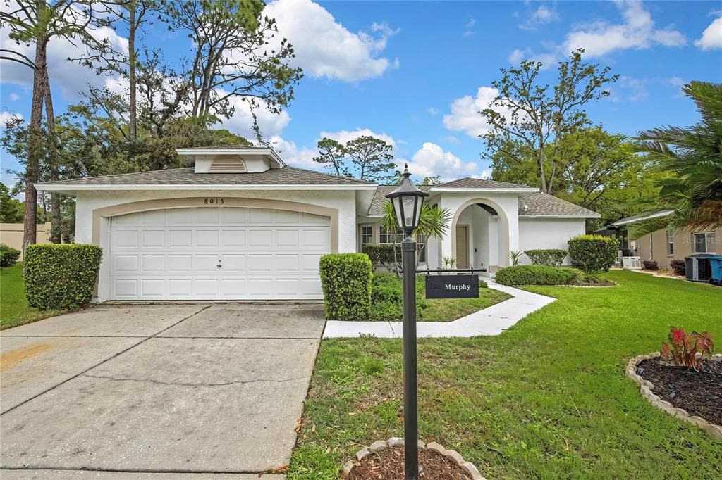 8015 SUGARBUSH DRIVE SPRING HILL, FL 34606