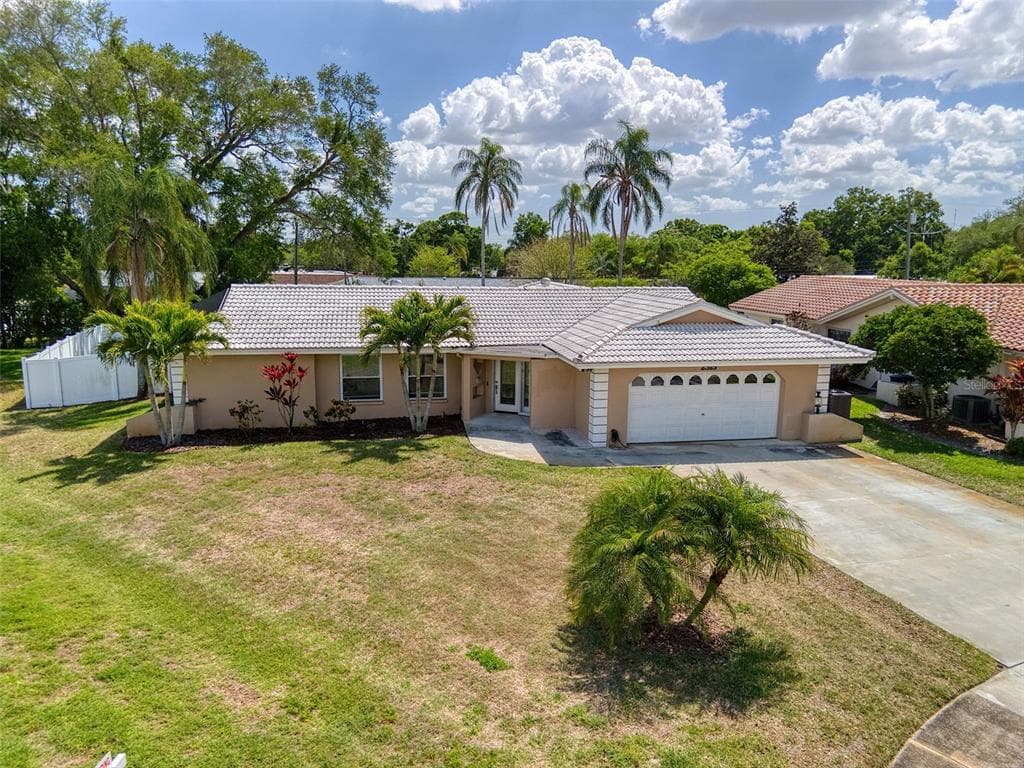 2315 MINNEOLA ROAD CLEARWATER, FL 33764