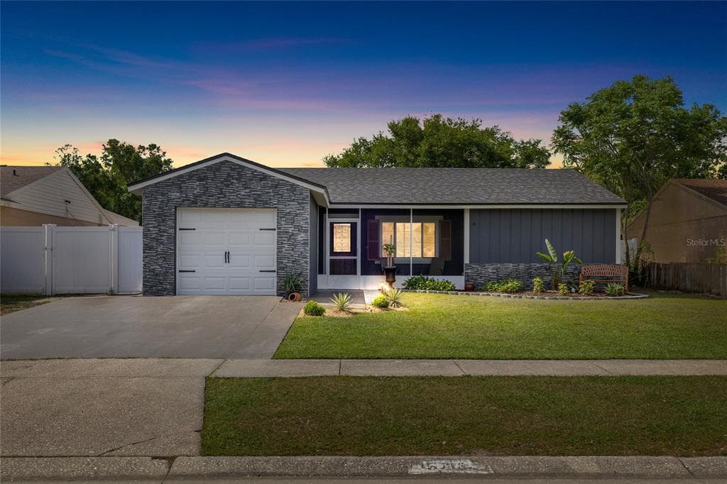 5716 RIDGESTONE DRIVE TAMPA, FL 33625