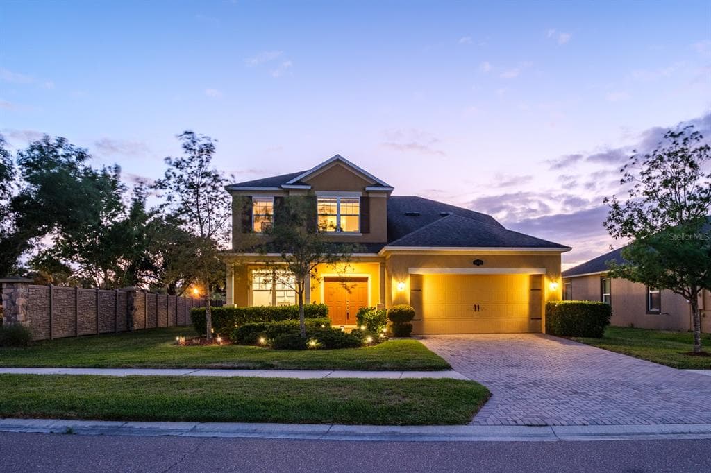 1653 NATURE VIEW DRIVE LUTZ, FL 33558