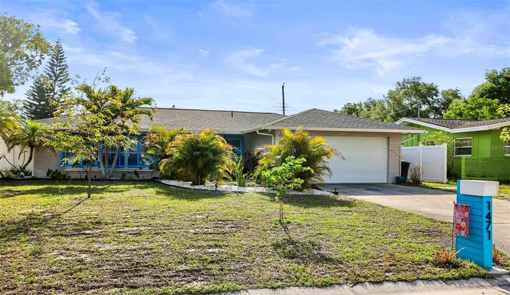 1471 SAN ROY DRIVE DUNEDIN, FL 34698